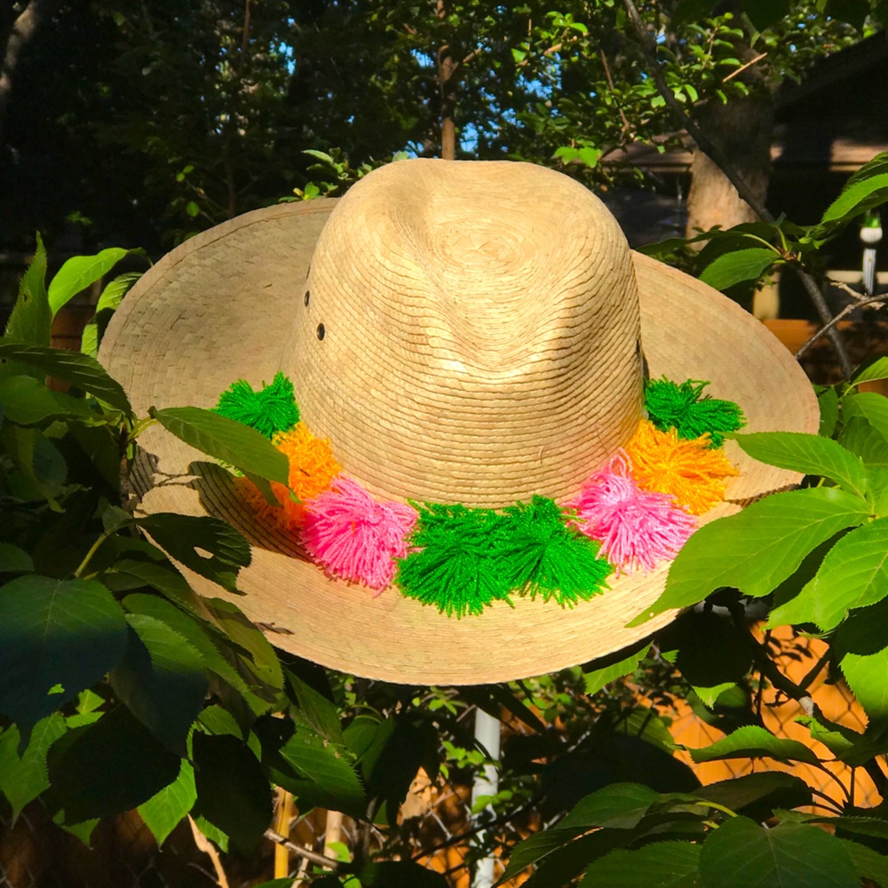 16 🖐 Handmade hat 👒
